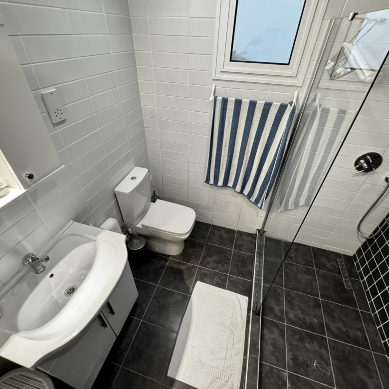 1 Bedroom Penthouse For Sale