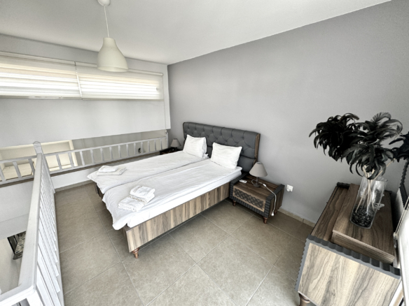 Ready to move fully furnished 3 bedroom apartment with garden