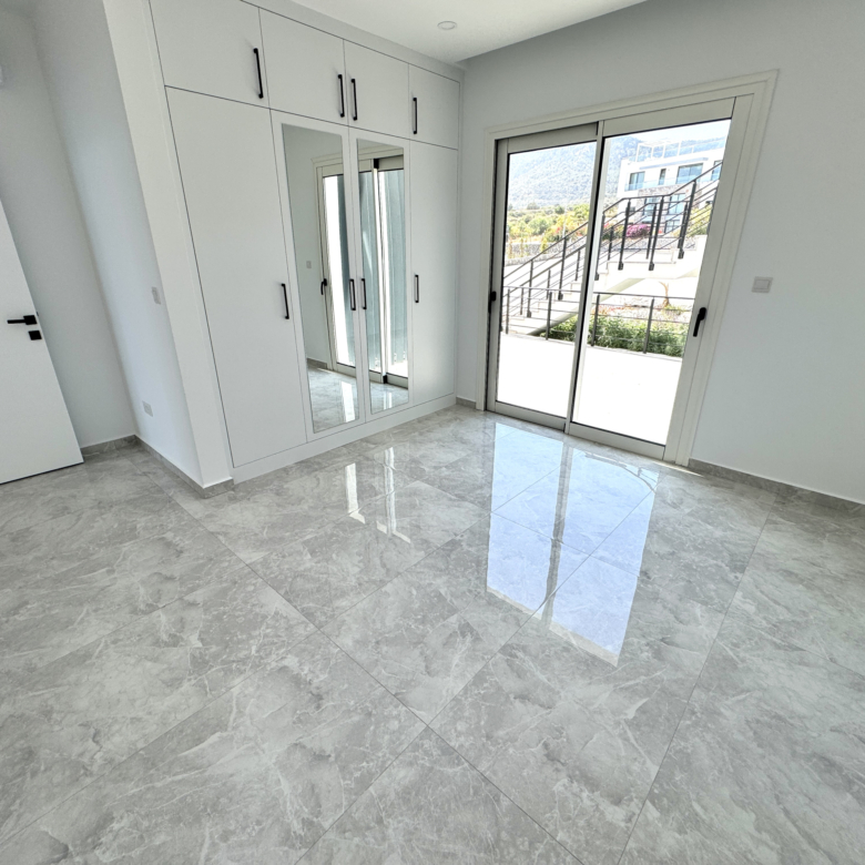 Amazing Sea Front newly renovated modern apartment