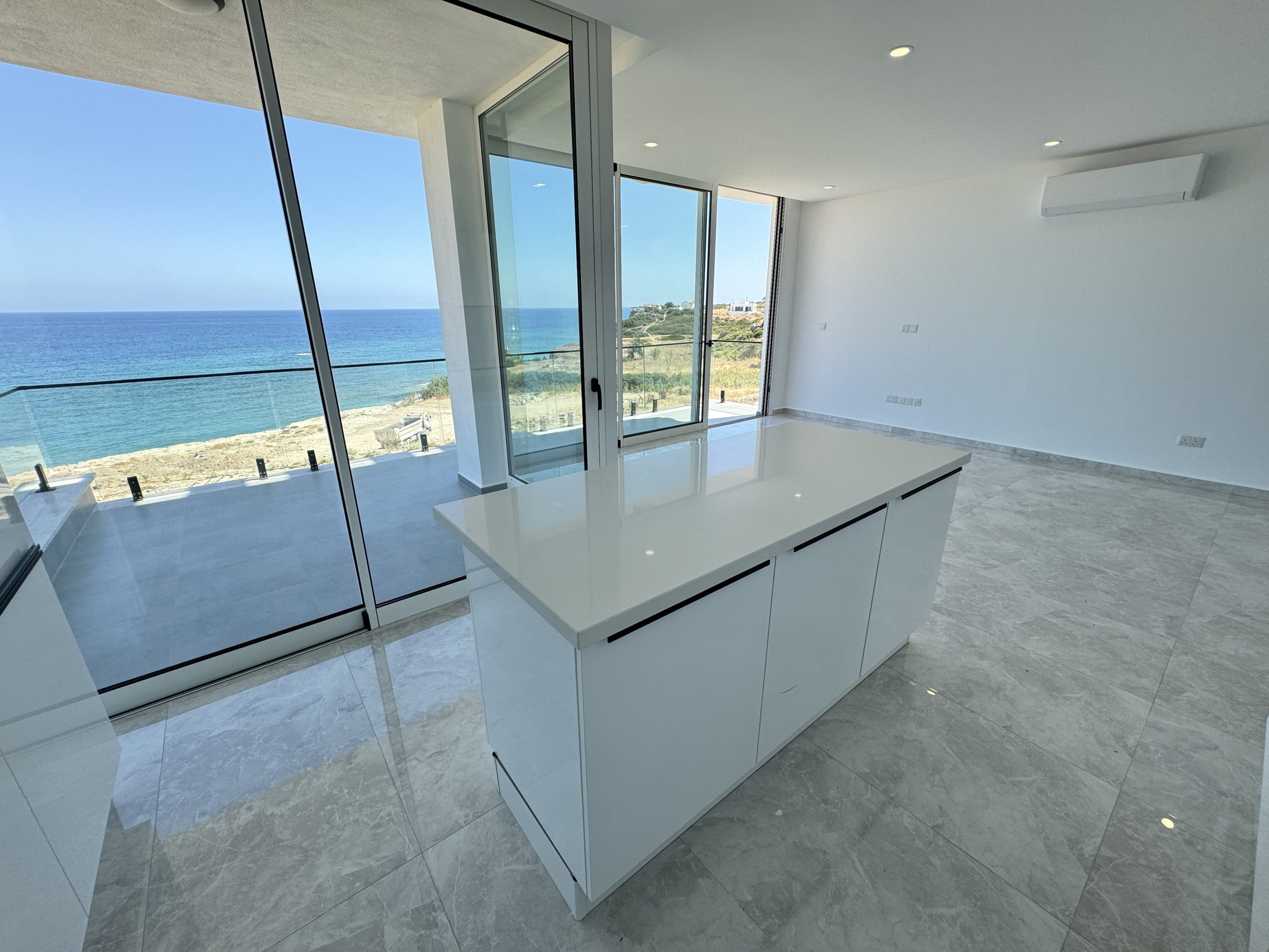 Amazing Sea Front newly renovated modern apartment