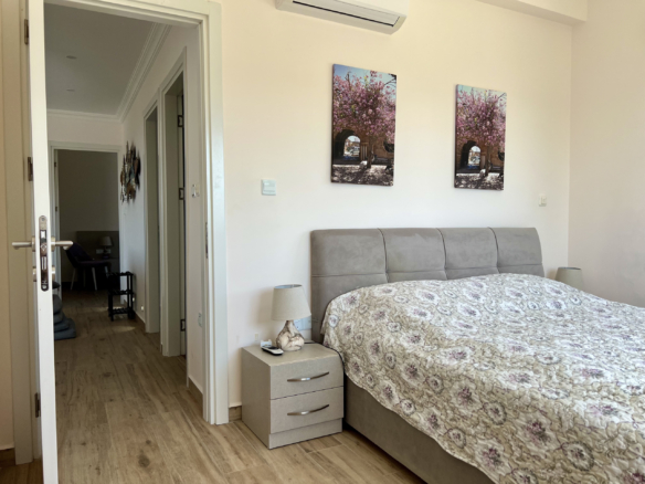 1 bedroom sea front penthouse in Atlantis project