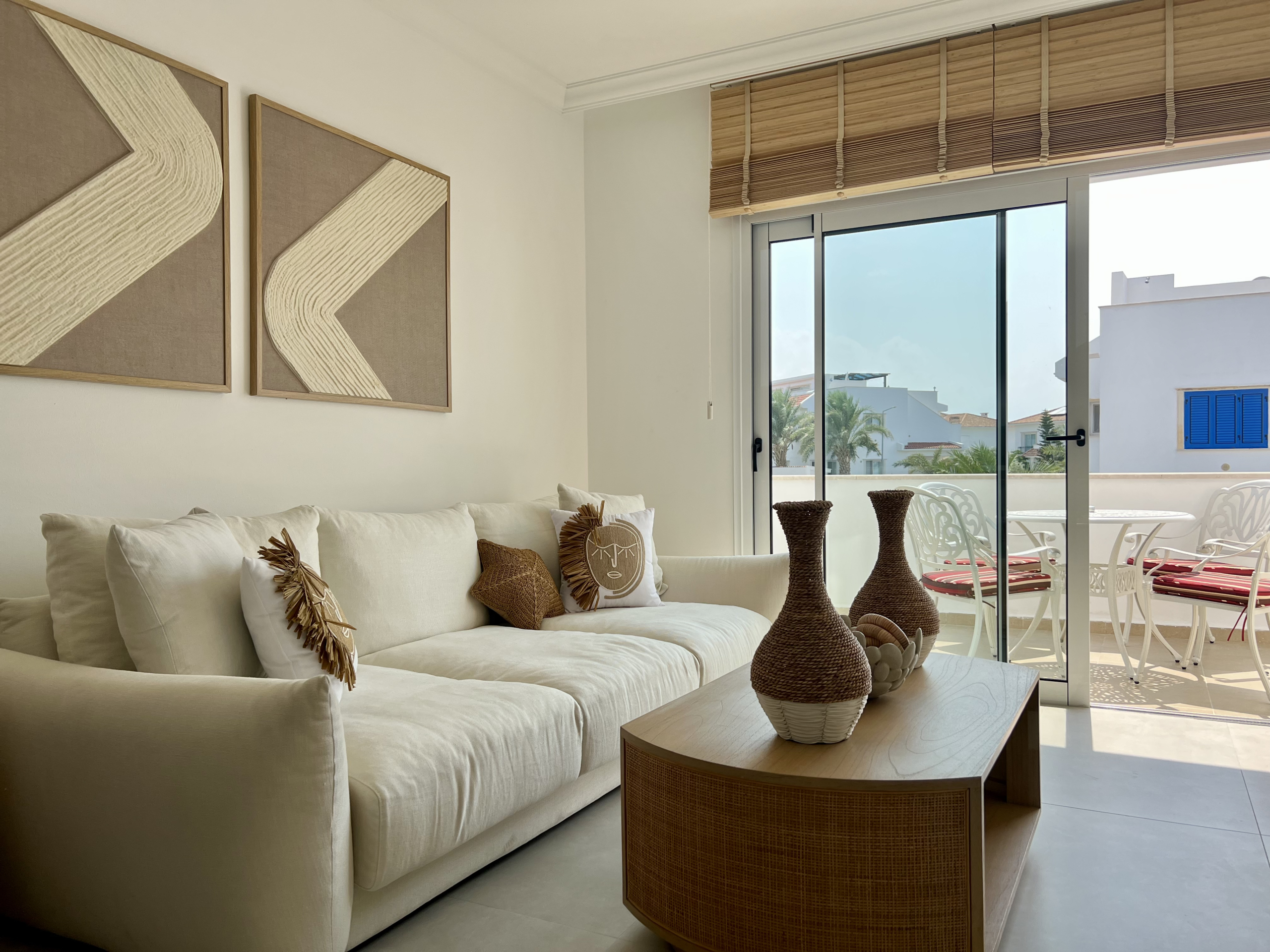 1 bedroom fully renovated stylish apartment