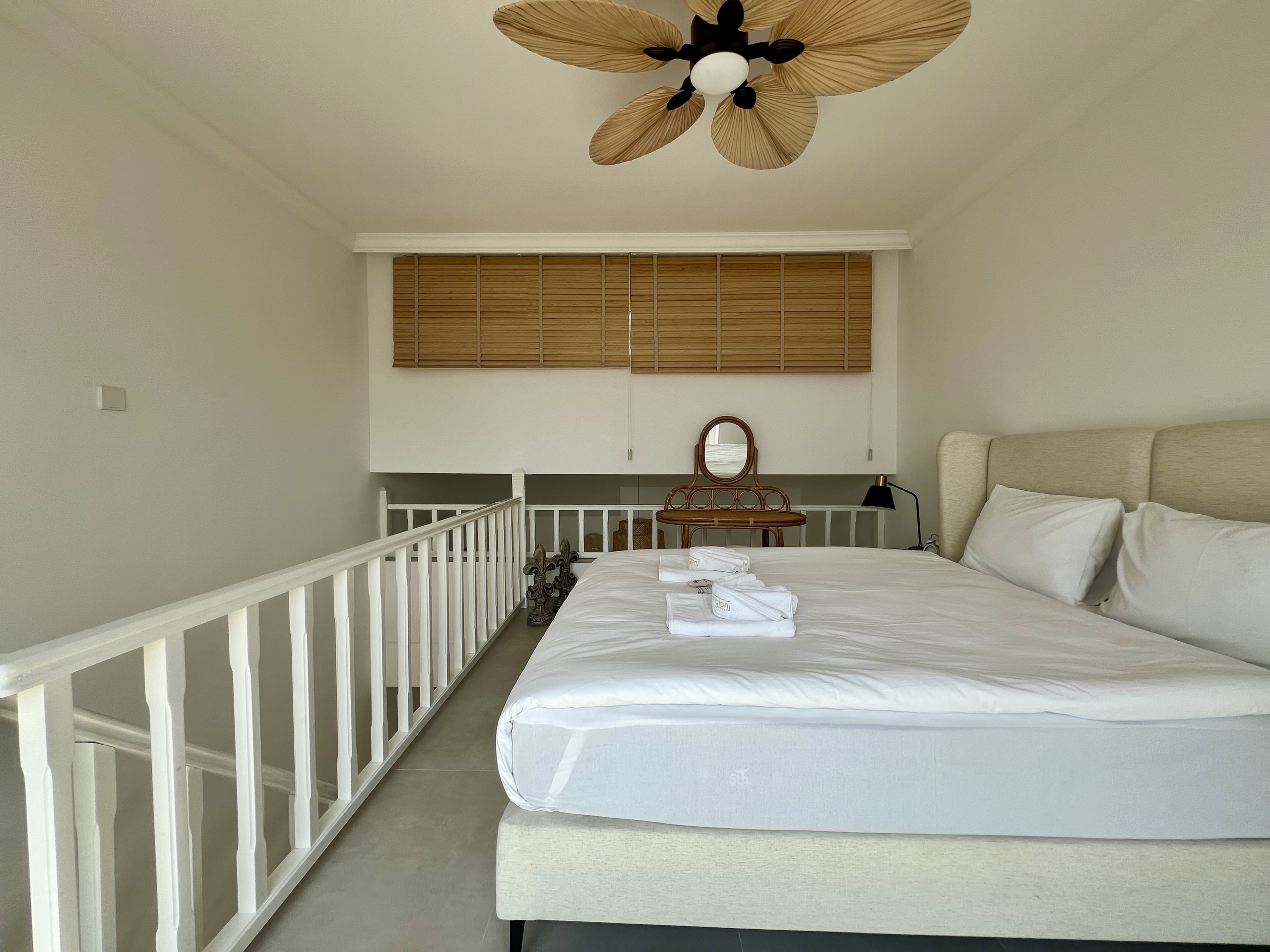 1 bedroom fully renovated stylish apartment