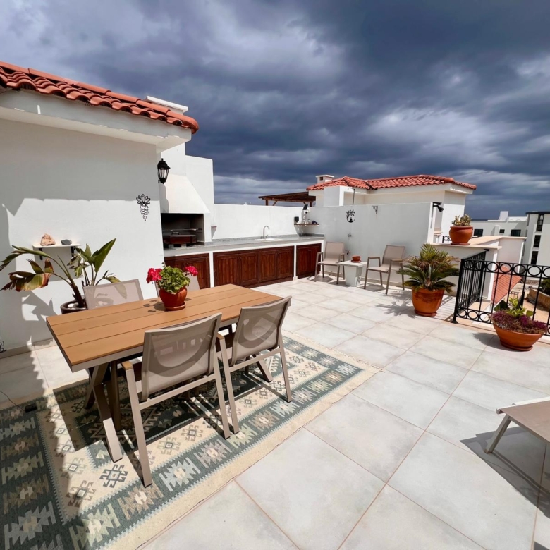2 bedroom penthouse in Sea Magic Royal