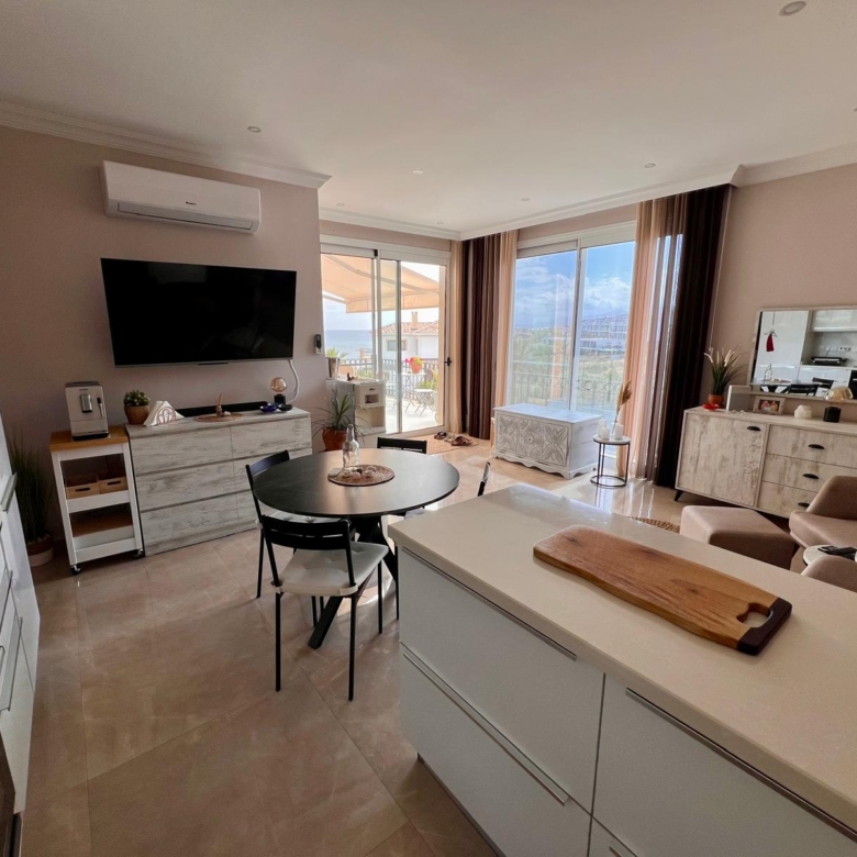 2 bedroom penthouse in Sea Magic Royal