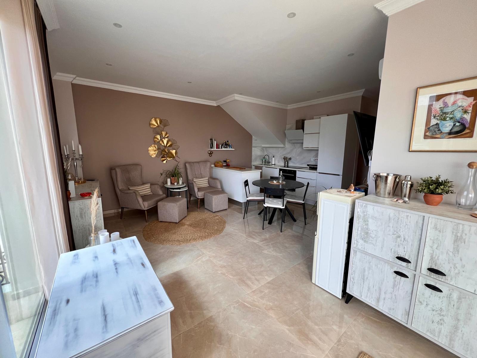 2 bedroom penthouse in Sea Magic Royal