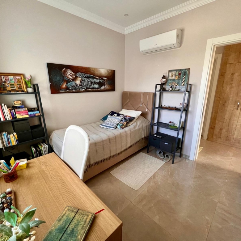 2 bedroom penthouse in Sea Magic Royal