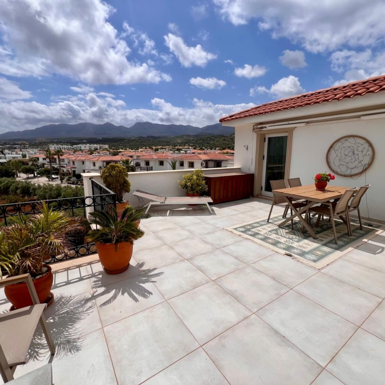 2 bedroom penthouse in Sea Magic Royal