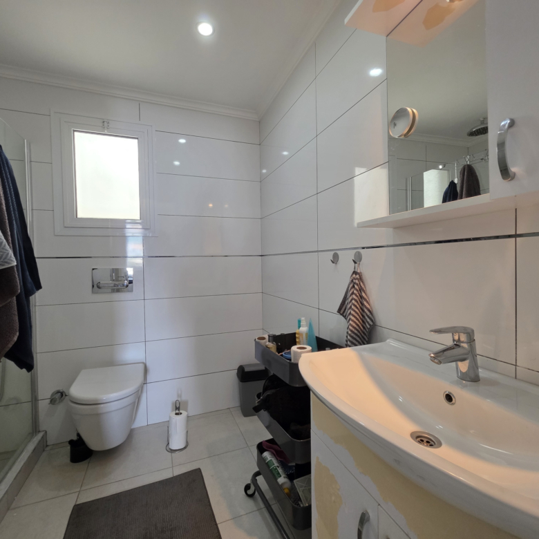 2 bedroom stunning penthouse