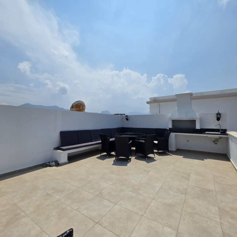 2 bedroom stunning penthouse