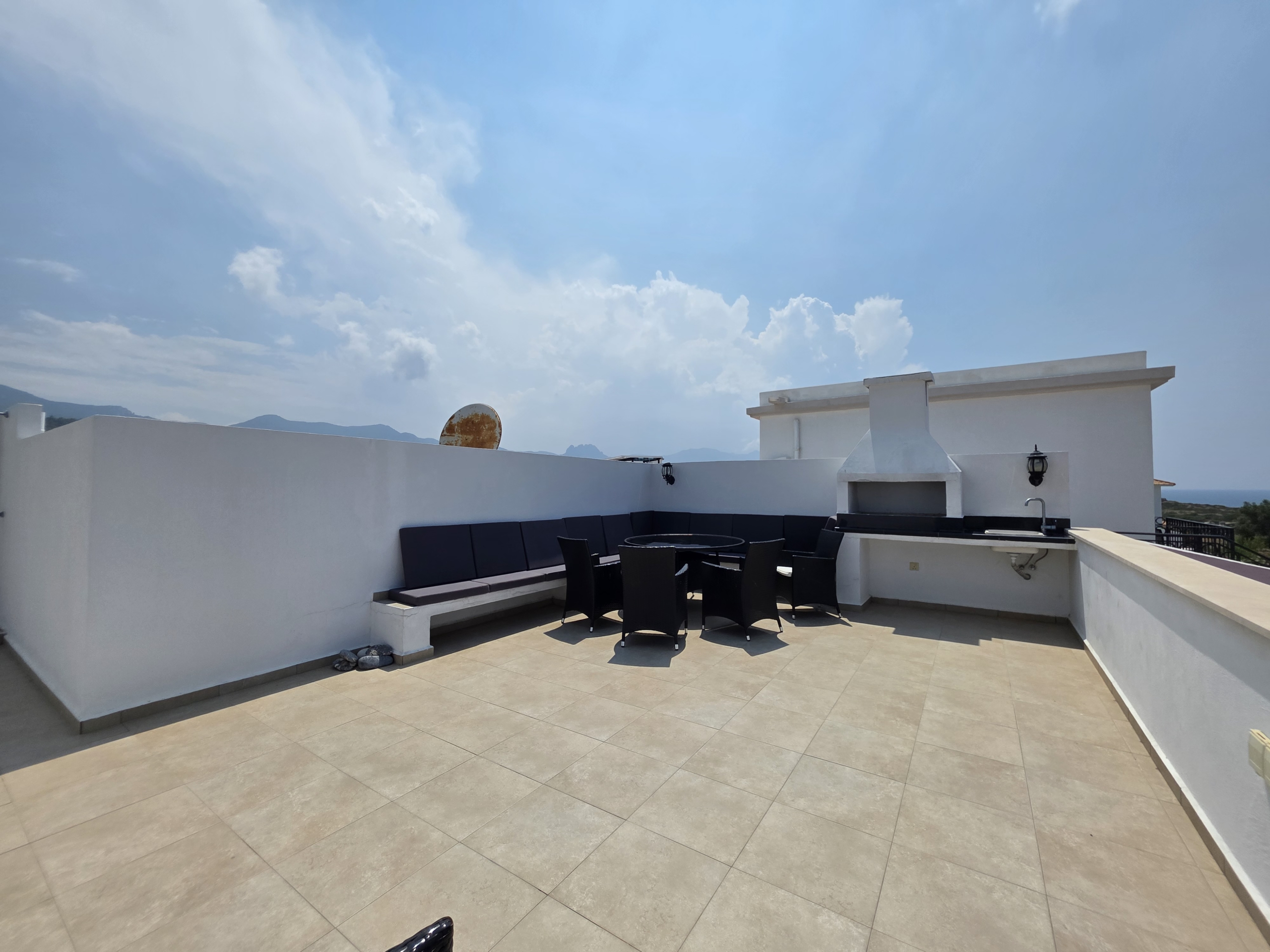 2 bedroom stunning penthouse